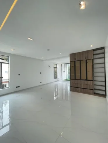 5Bedroom Detached Duplex