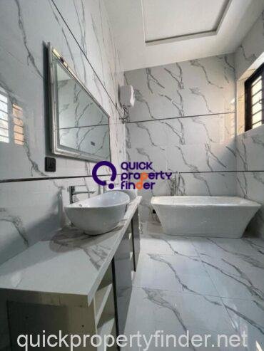 5 Bedroom Fully Detached Duplex