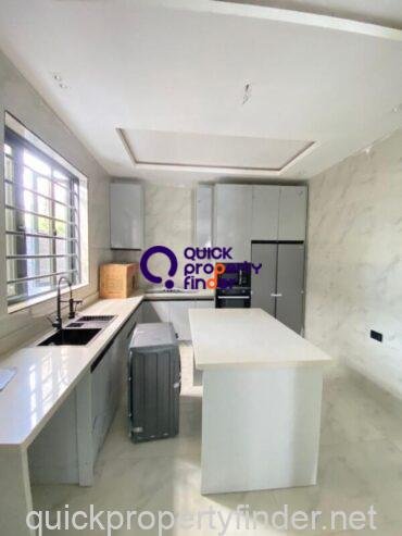 5 Bedroom Fully Detached Duplex
